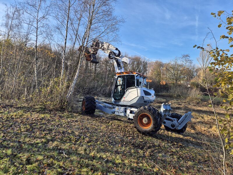 Einsatzbild Deichsanierung und Deichpflege in Wesel